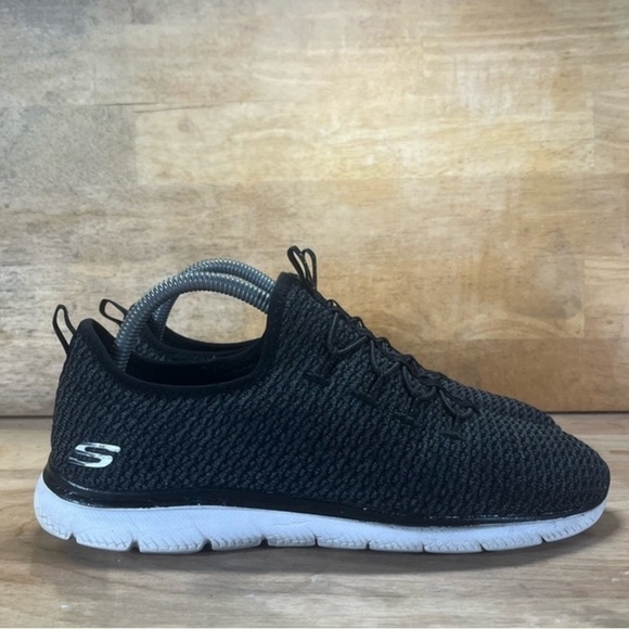 Skechers Shoes - Skechers Summits Womens Size 8.5 Slip On Shoes Sneakers Black White 59504S